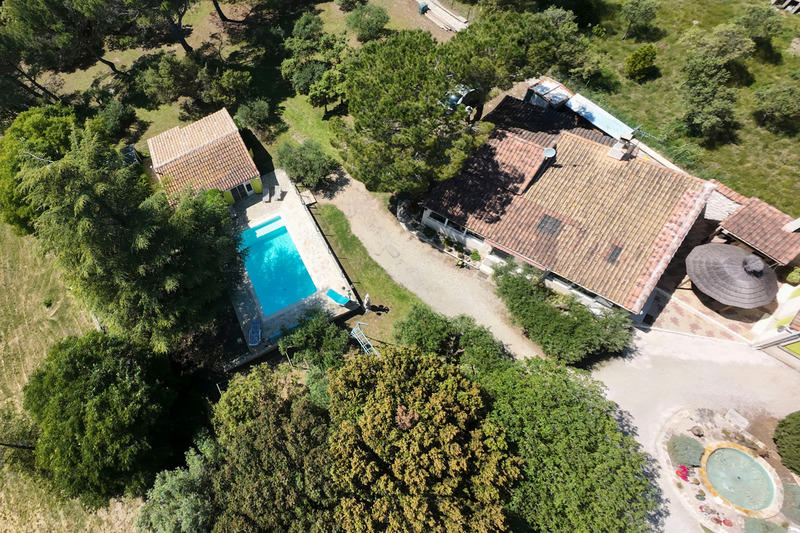 Mas - 130 m² - 5 pièces