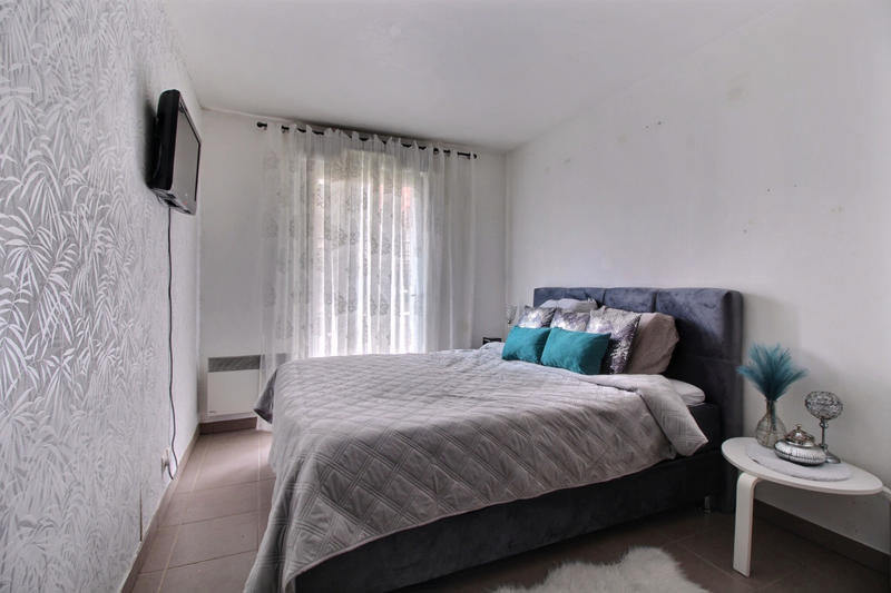 Appartement - 77 m² - 3 pièces