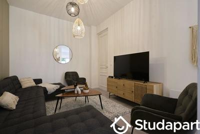 Chambre - 12 m² - 1 pièce