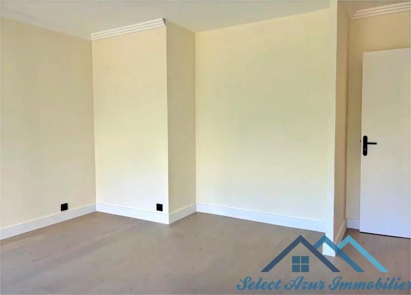 Appartement - 95 m² - 4 pièces