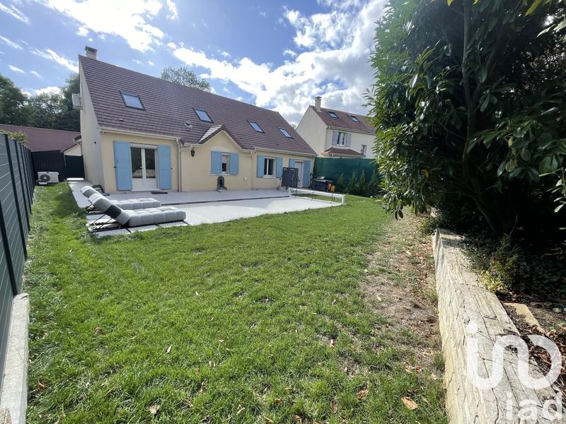 Maison - 165 m² - 6 pièces