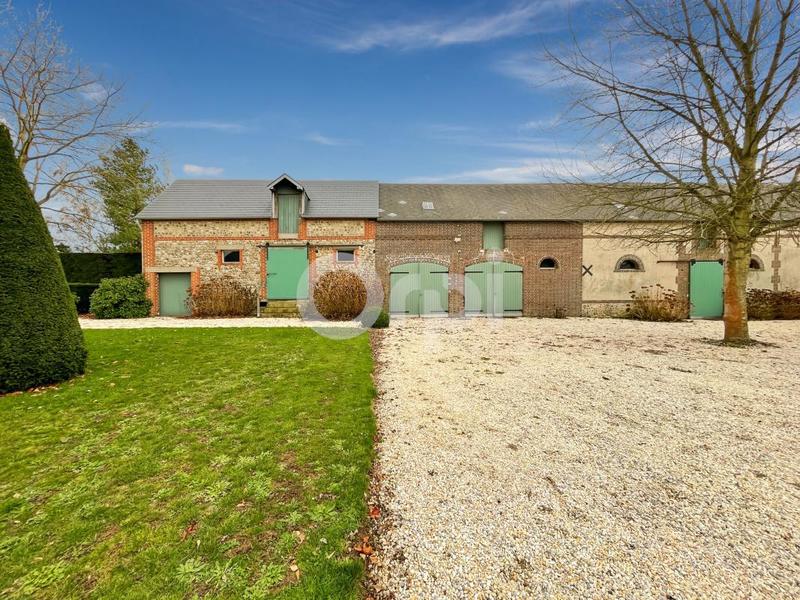 Propriété - 236 m² - 6 pièces