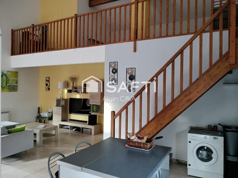 Maison - 217 m² - 7 pièces