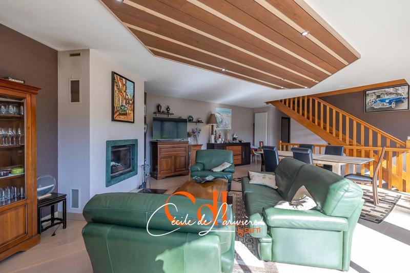 Maison - 135 m² - 5 pièces