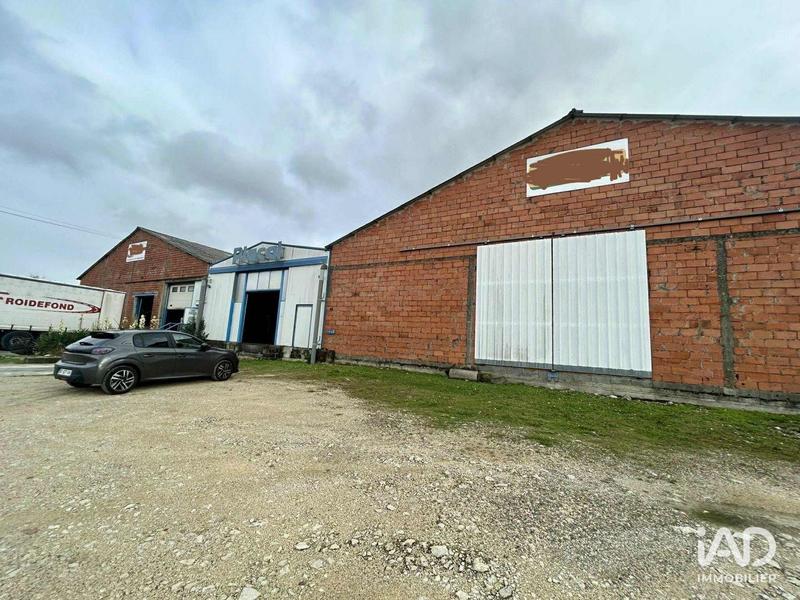 Local commercial - 3 300 m²