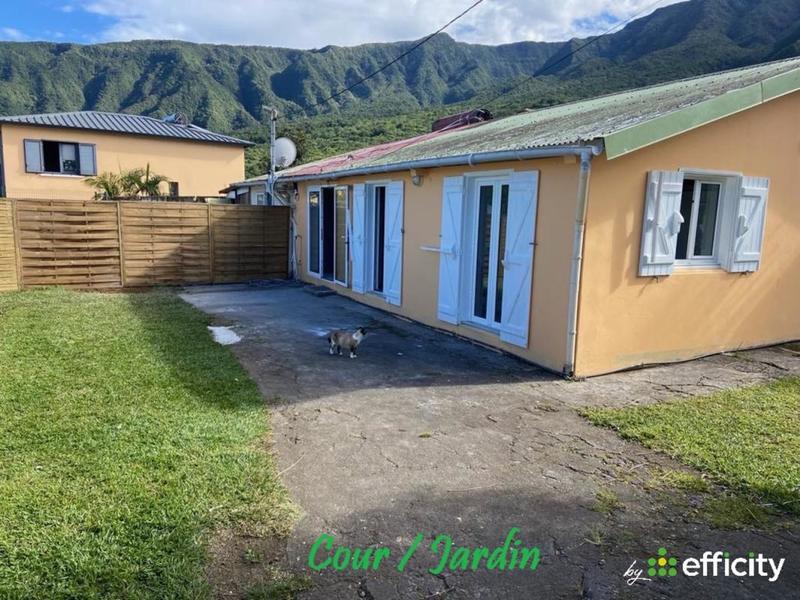 Maison - 83 m² - 4 pièces