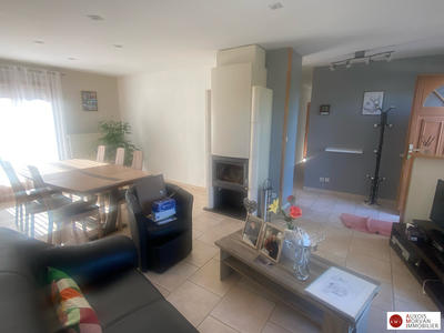 Maison - 111 m² - 5 pièces