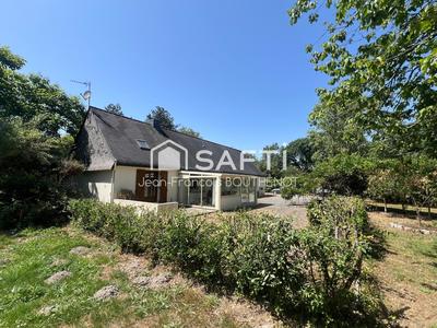 Maison - 168 m² - 7 pièces