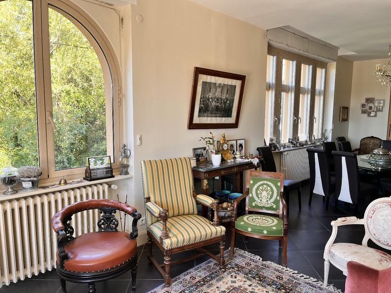 Maison de ville - 300 m² - 9 pièces