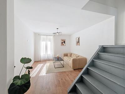 Appartement - 95 m² - 4 pièces