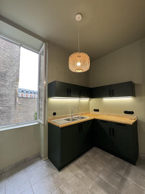 Appartement - 98 m² - 4 pièces