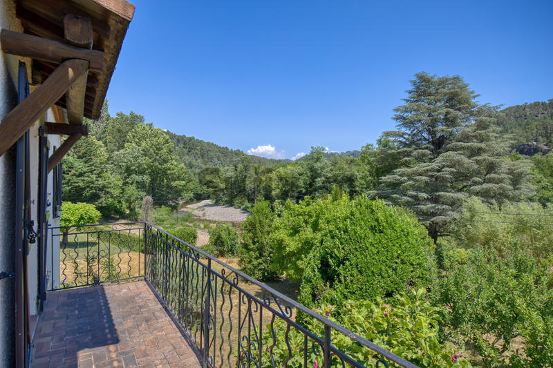 Maison - 168 m² - 6 pièces