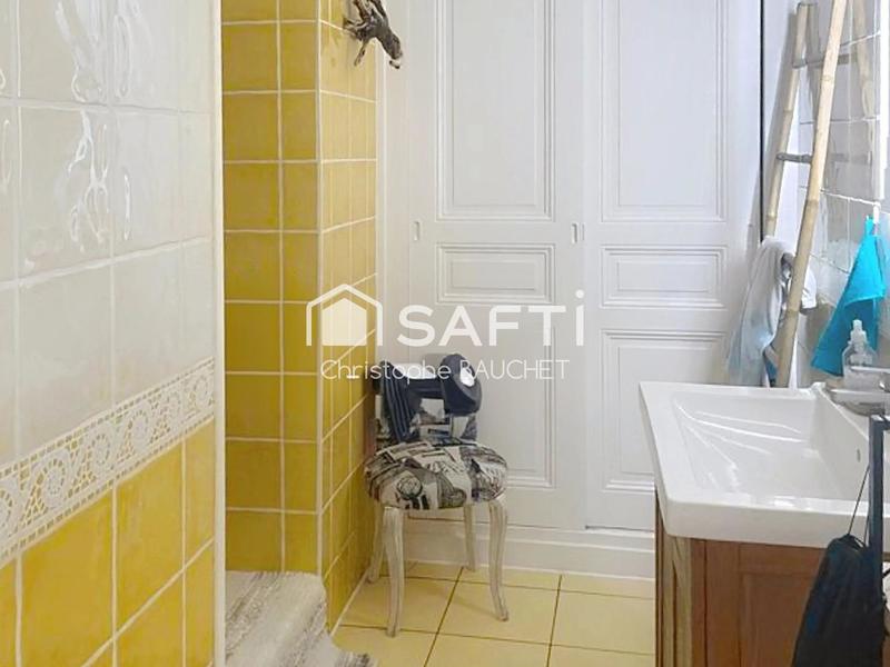 Appartement - 85 m² - 3 pièces