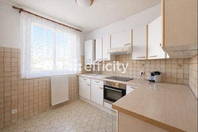 Appartement - 75 m² - 4 pièces