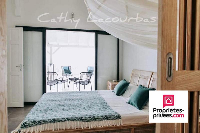 Villa - 225 m² - 10 pièces