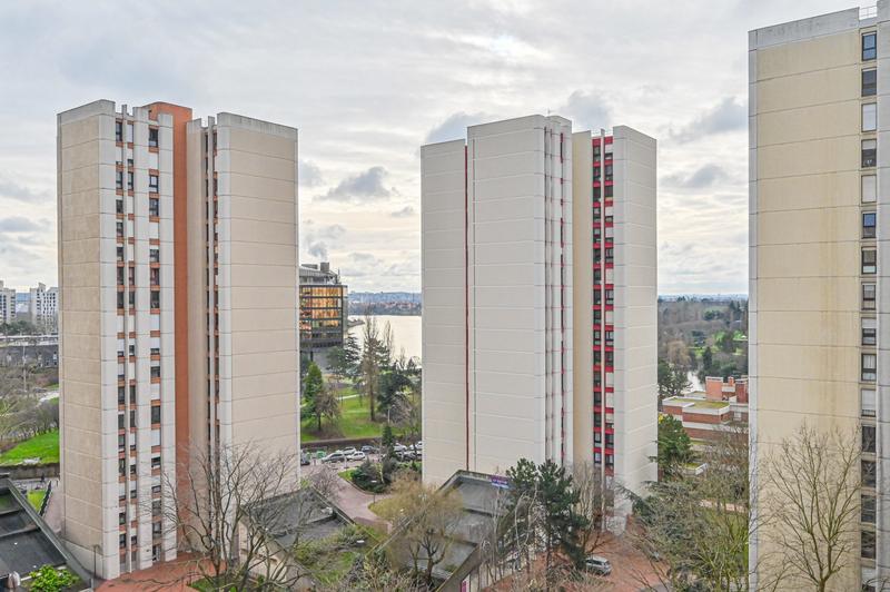 Appartement - 94 m² - 4 pièces