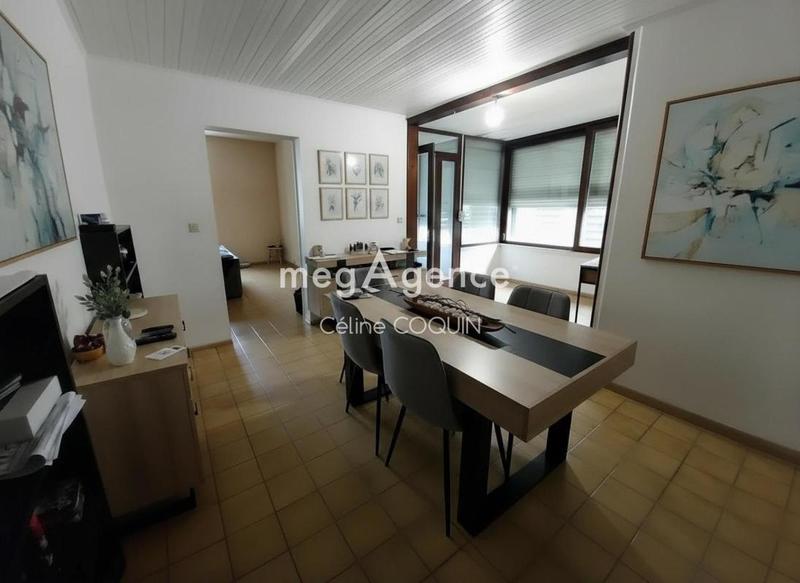 Maison de ville - 1 m² - 7 pièces