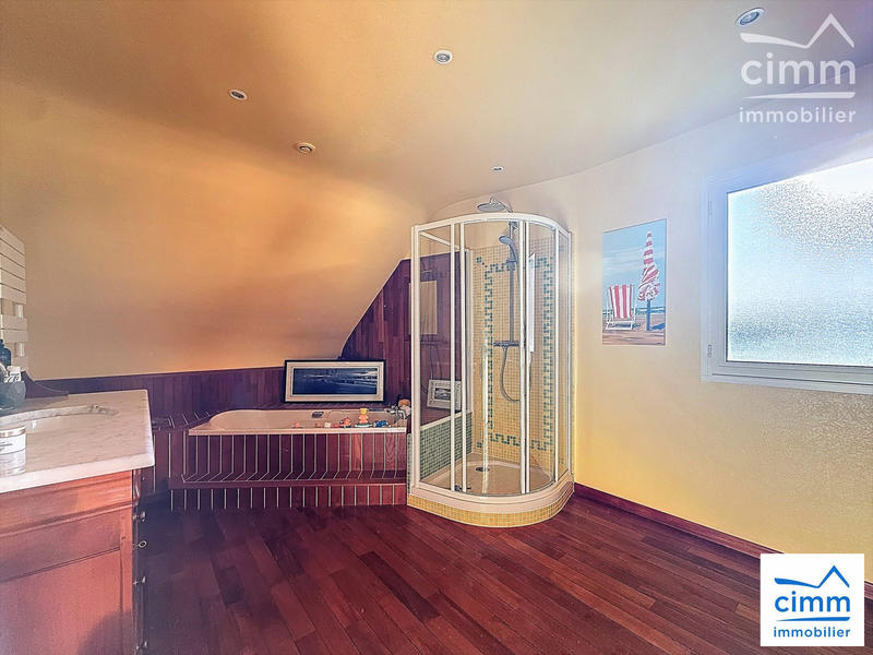 Maison - 157 m² - 6 pièces