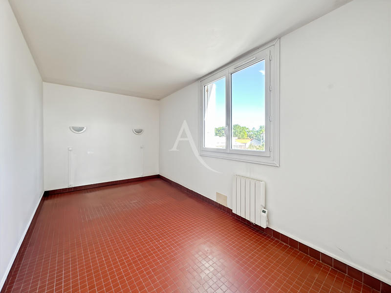 Appartement - 65 m² - 4 pièces