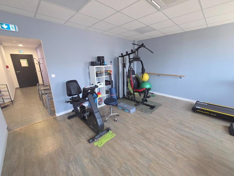 Local d'activité / Entrepôt - 91 m² - 7 pièces