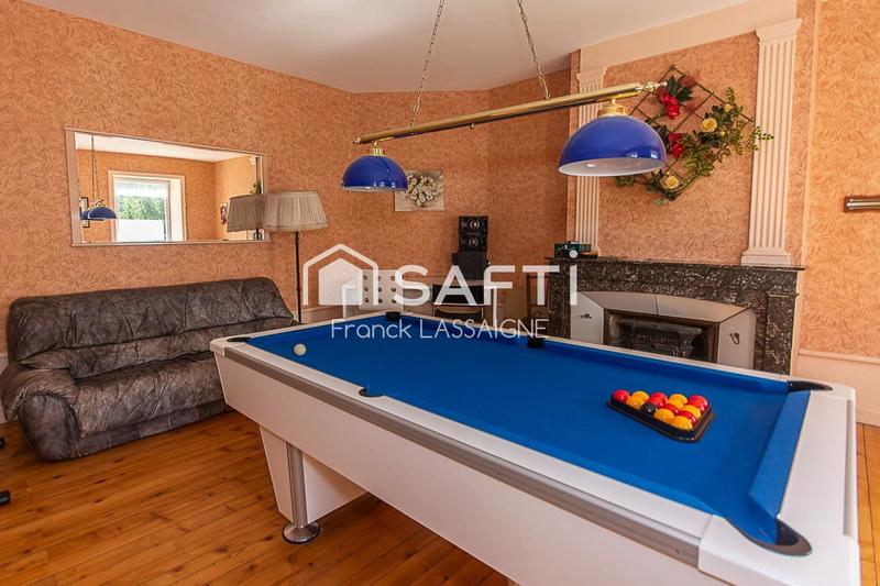 Maison - 387 m² - 15 pièces