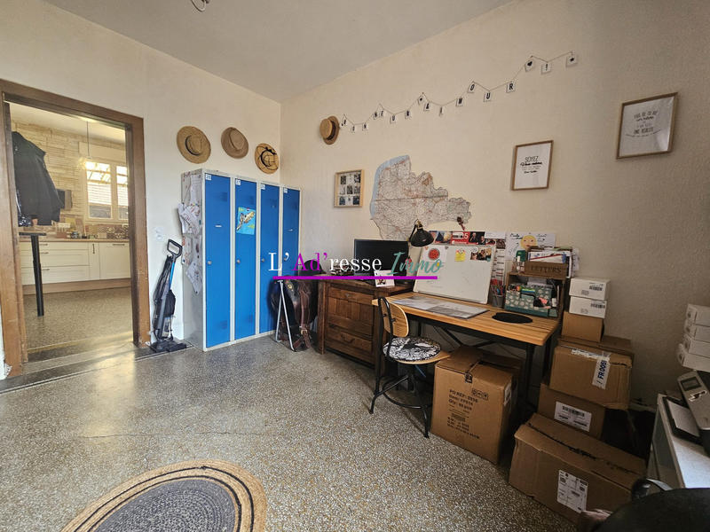 Maison - 182 m² - 10 pièces