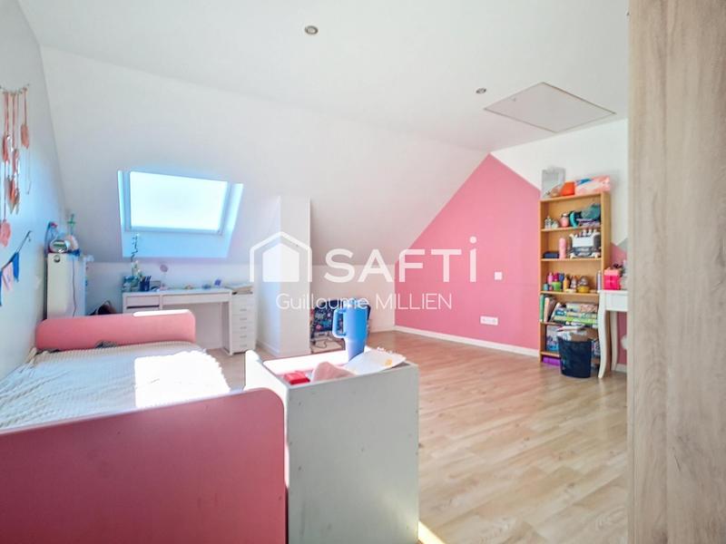 Maison - 224 m² - 6 pièces