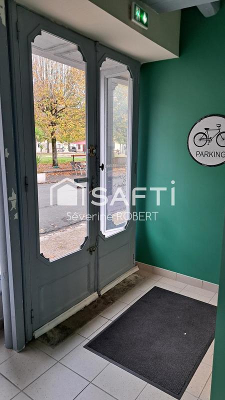 Local commercial - 87 m² - 3 pièces