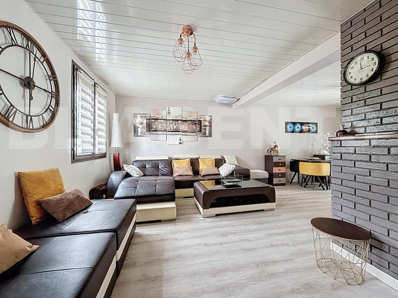 Maison - 148 m² - 7 pièces