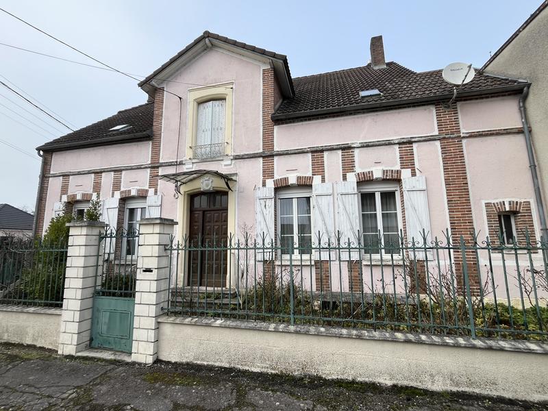 Maison de village - 190 m² - 8 pièces