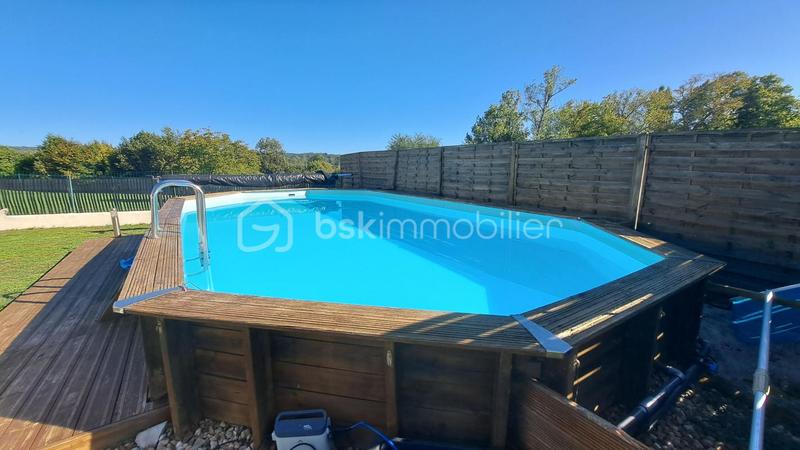 Maison chambre d'hôtes - 340 m² - 8 pièces