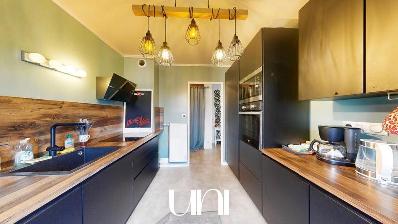 Duplex - 90 m² - 5 pièces