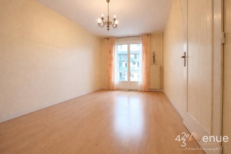 Appartement - 79 m² - 3 pièces