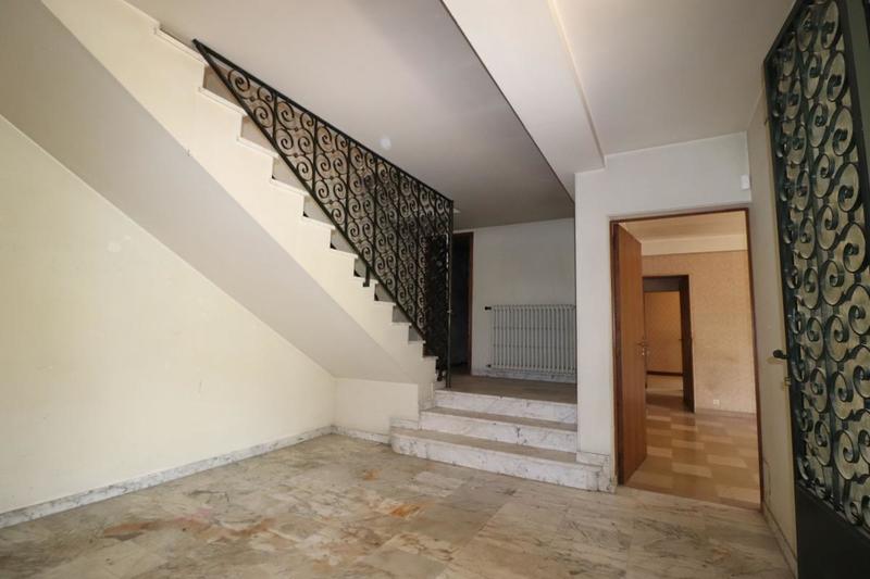 Villa - 218 m² - 7 pièces
