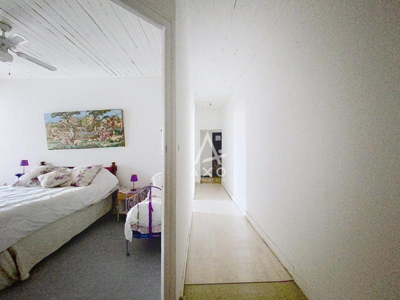 Maison - 371 m² - 15 pièces