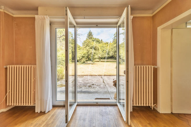 Maison - 221 m² - 7 pièces