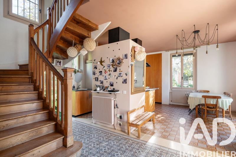Maison - 176 m² - 7 pièces
