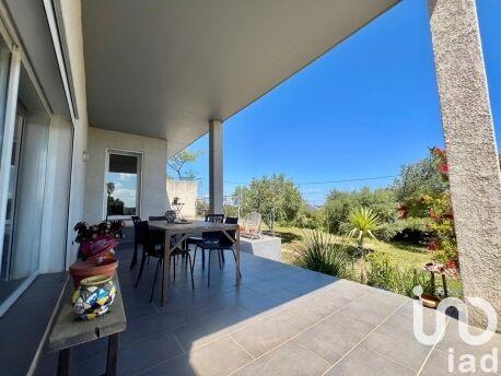 Maison - 160 m² - 5 pièces