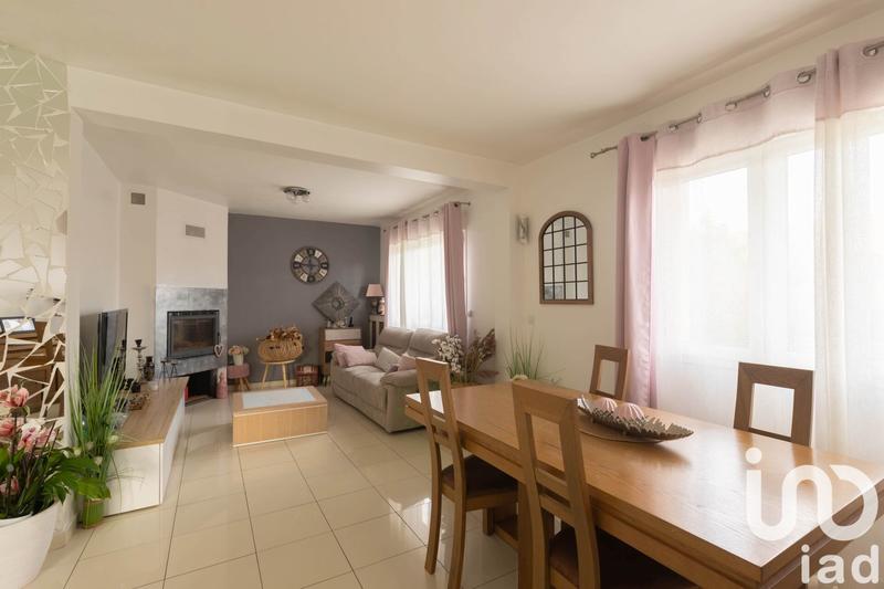 Maison - 121 m² - 5 pièces