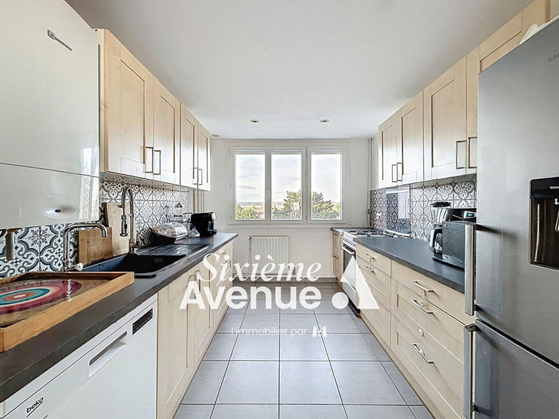 Appartement - 74 m² - 4 pièces