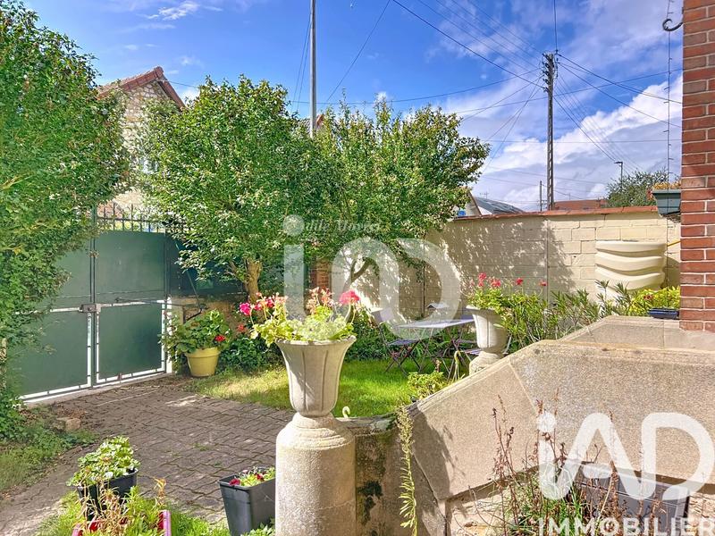 Maison - 140 m² - 8 pièces