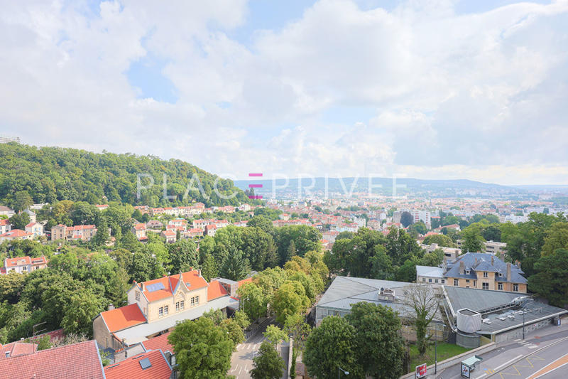 Appartement - 71 m² - 4 pièces