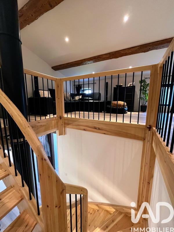 Maison - 475 m² - 13 pièces