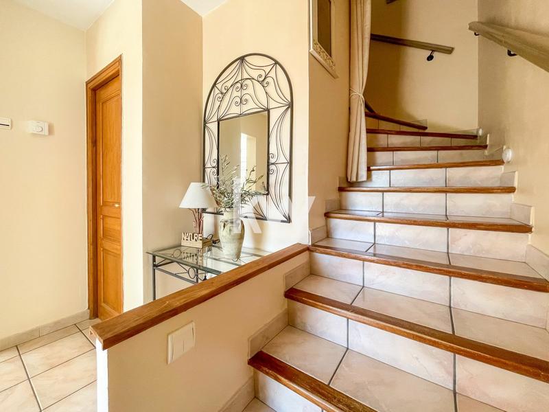 Maison - 123 m² - 5 pièces