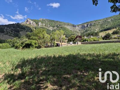 Maison - 74 m² - 5 pièces