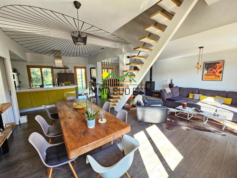 Maison traditionnelle - 168 m² - 7 pièces