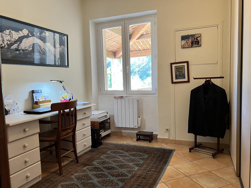 Mas - 182 m² - 9 pièces