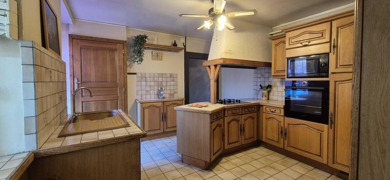 Villa - 203 m² - 11 pièces