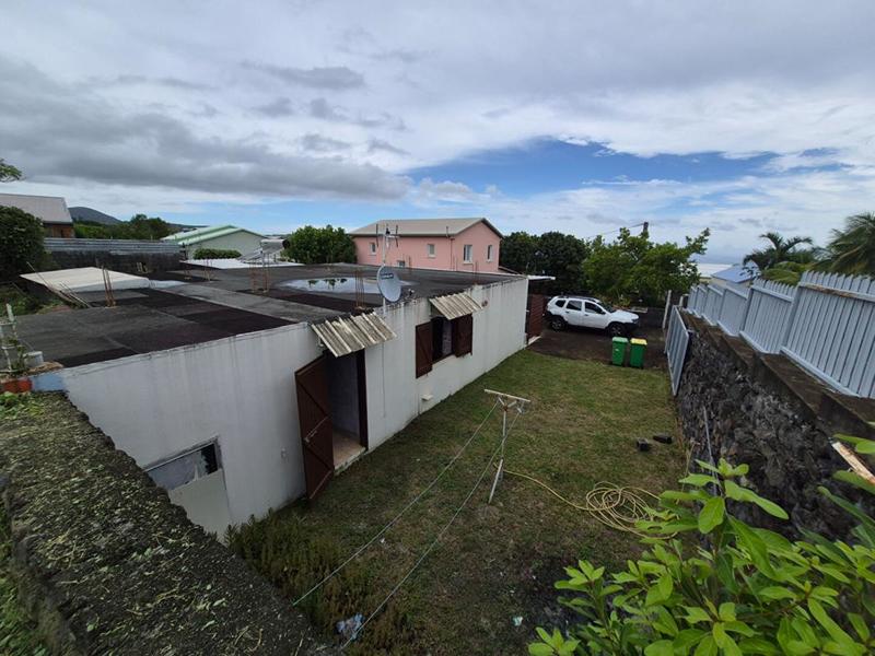 Maison - 104 m² - 4 pièces