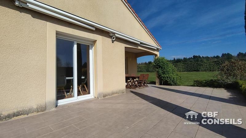 Maison traditionnelle - 130 m² - 6 pièces